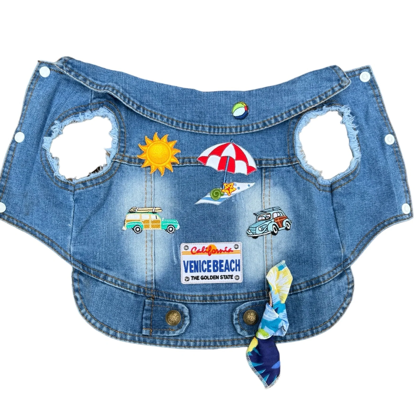 Beach Day Vest - Image 4