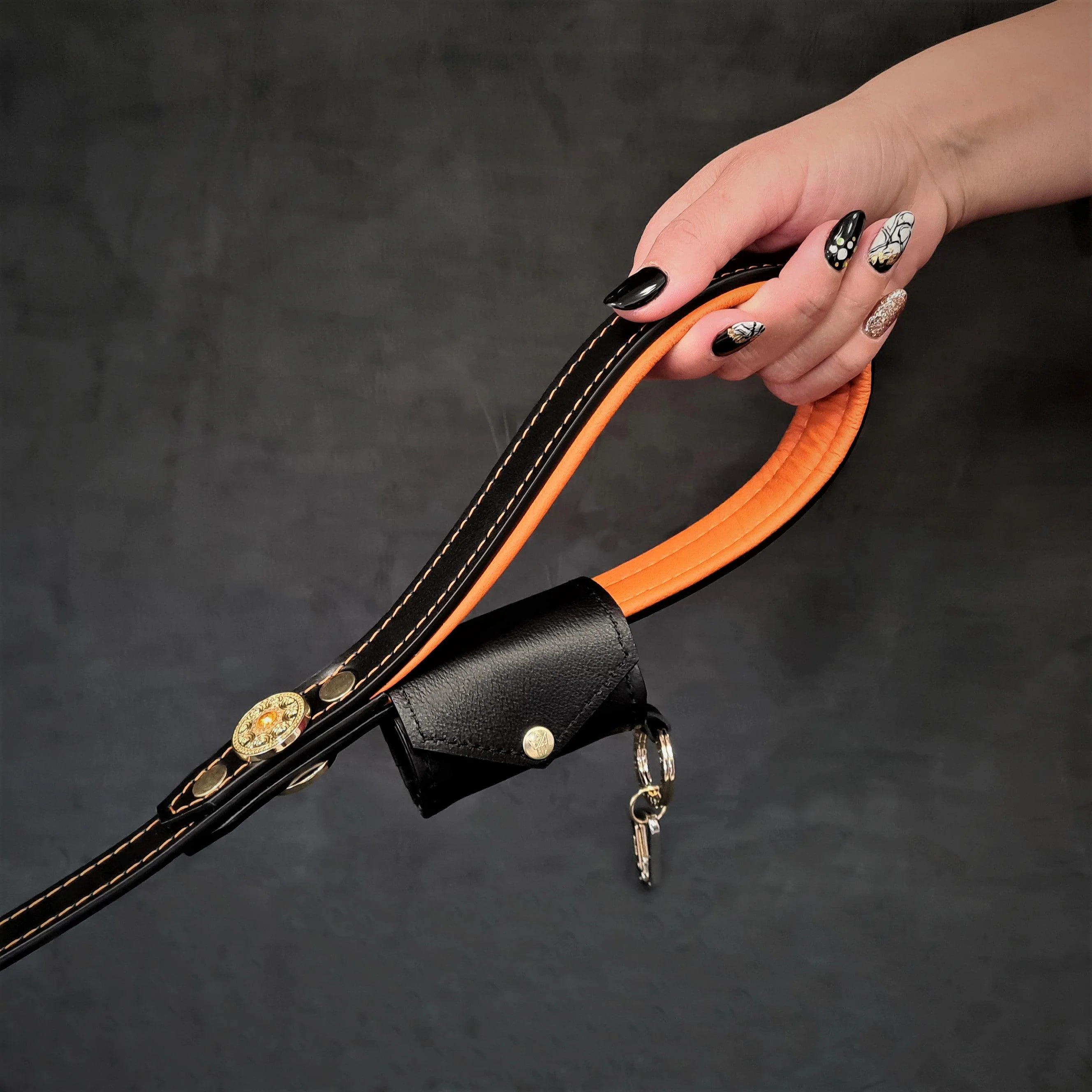 Bestia Dog Gear Genuine Leather Keychain - Black - Image 2