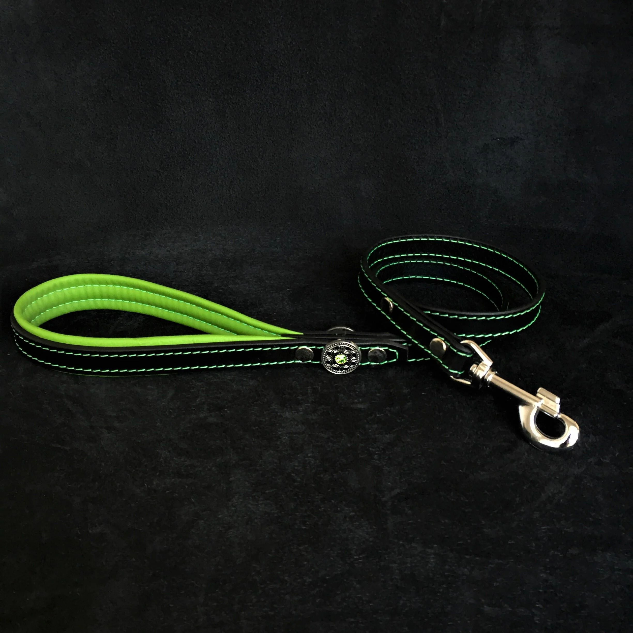 Bestia Dog Gear Genuine Leather Dog Collar - Green