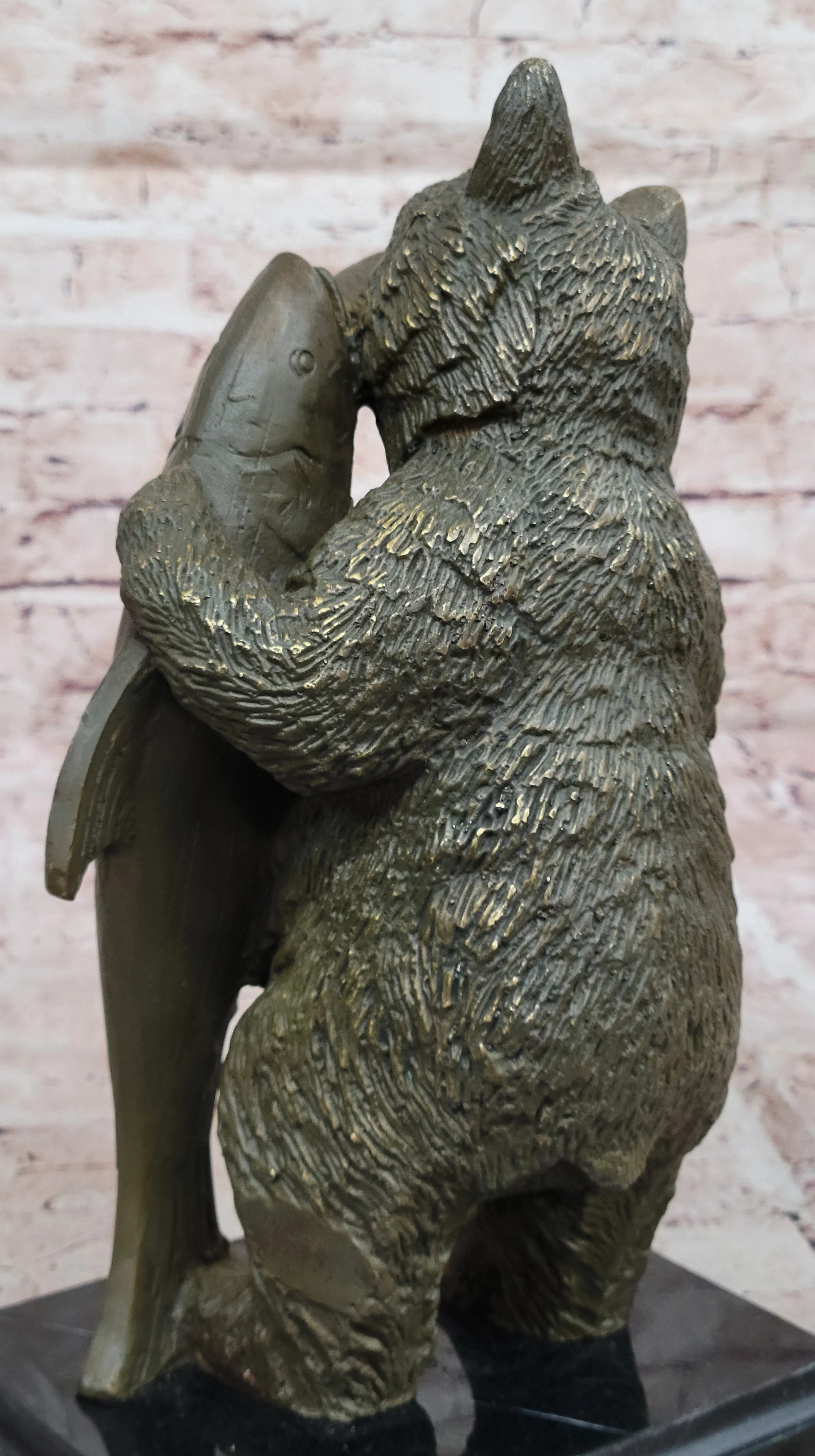 Bronze Bear Welcome Statue; Bear with Fish Cabin Decor - Image 9