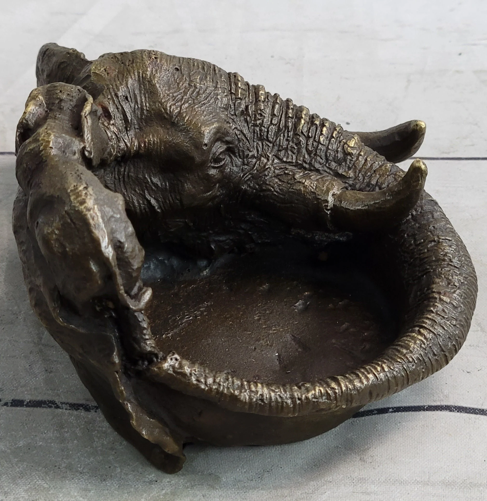 Bronze Metal Elephant Ashtray Dish Original Handmade Art by Milo - Image 4