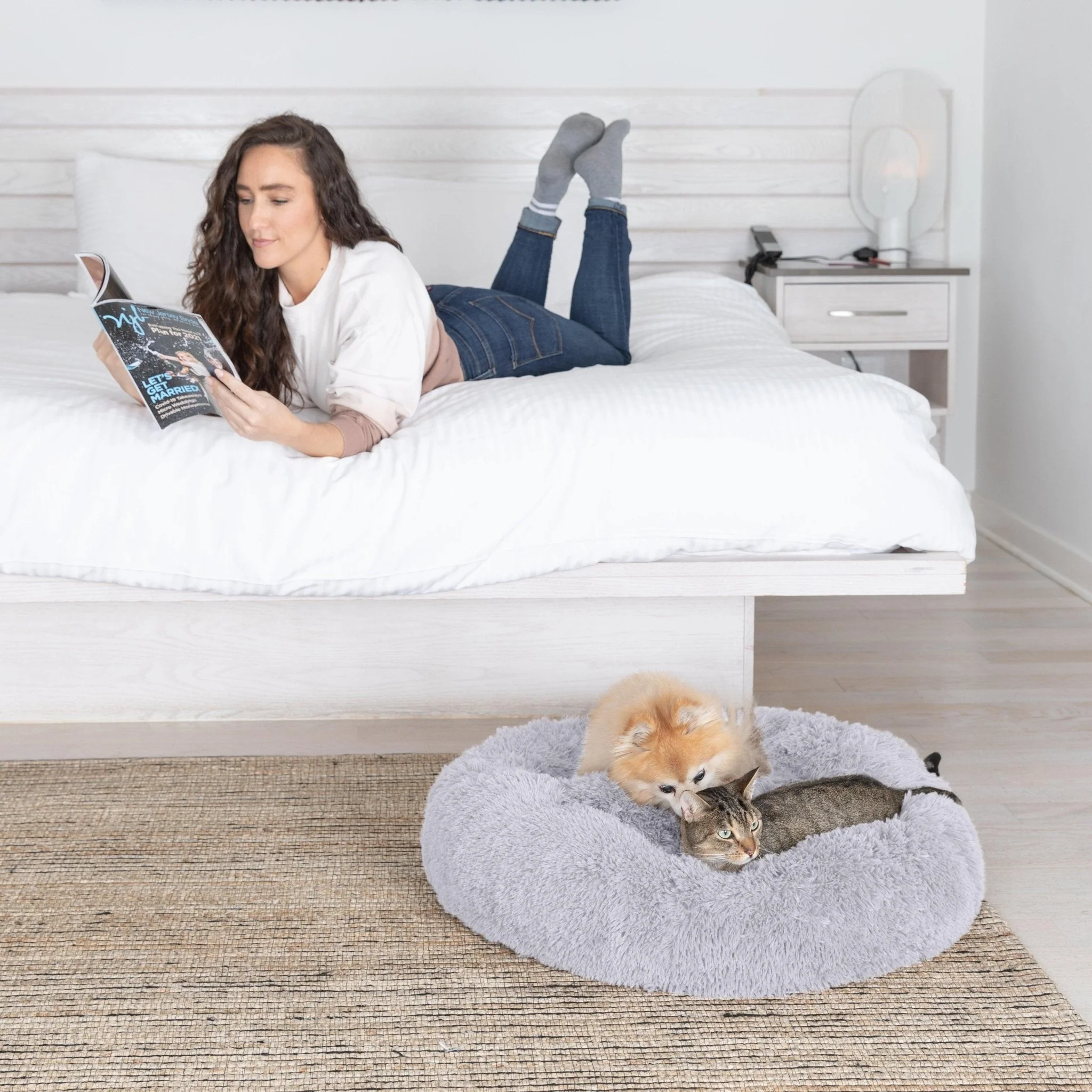 Calming Dog Bed for Large, Medium and Small Pets - Image 2
