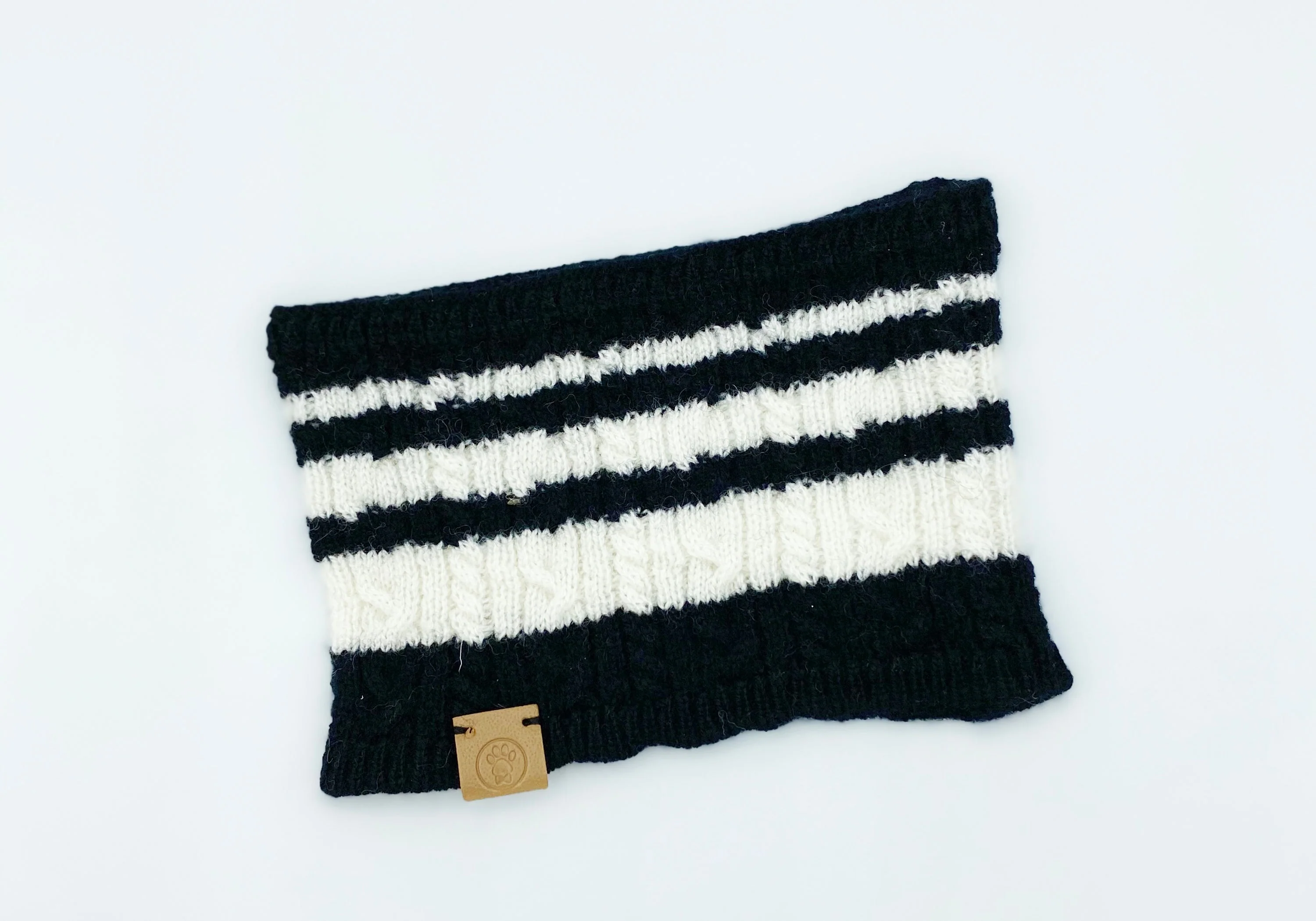 BESPOKE PAWS Cashmere Blend Scarf sets for Pets and their humans, Black and White - Wool Durable Adjustable Warm BANDANA - Image 7