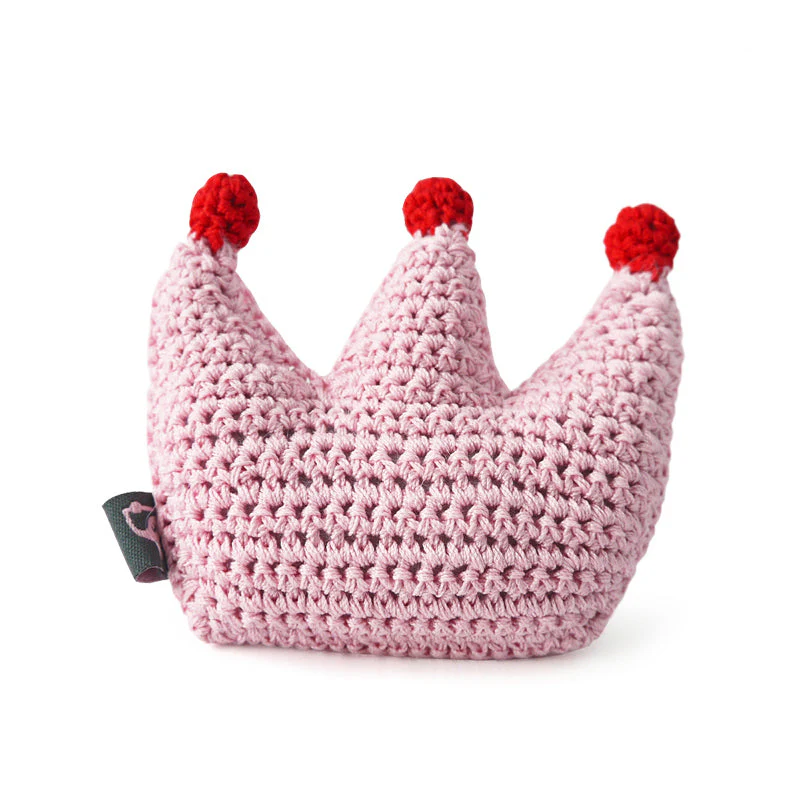 Crown Crochet Toy - Image 3