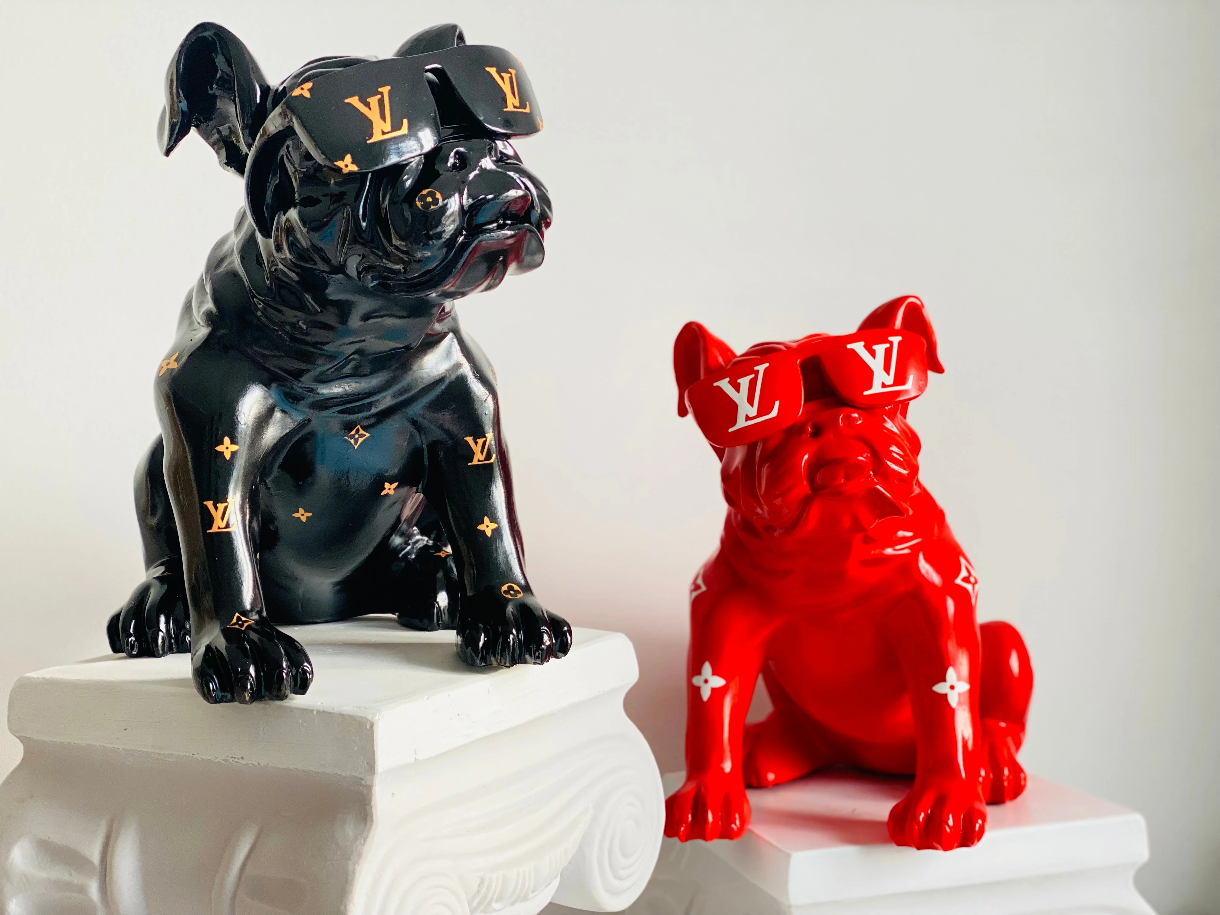 Designer Luxury Design Bulldog in Red - Image 9
