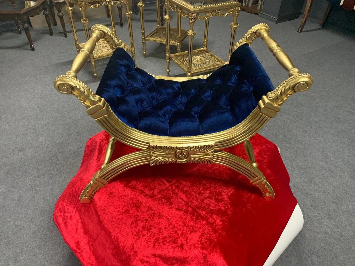 Elegant Pet Bed Bench - Image 3