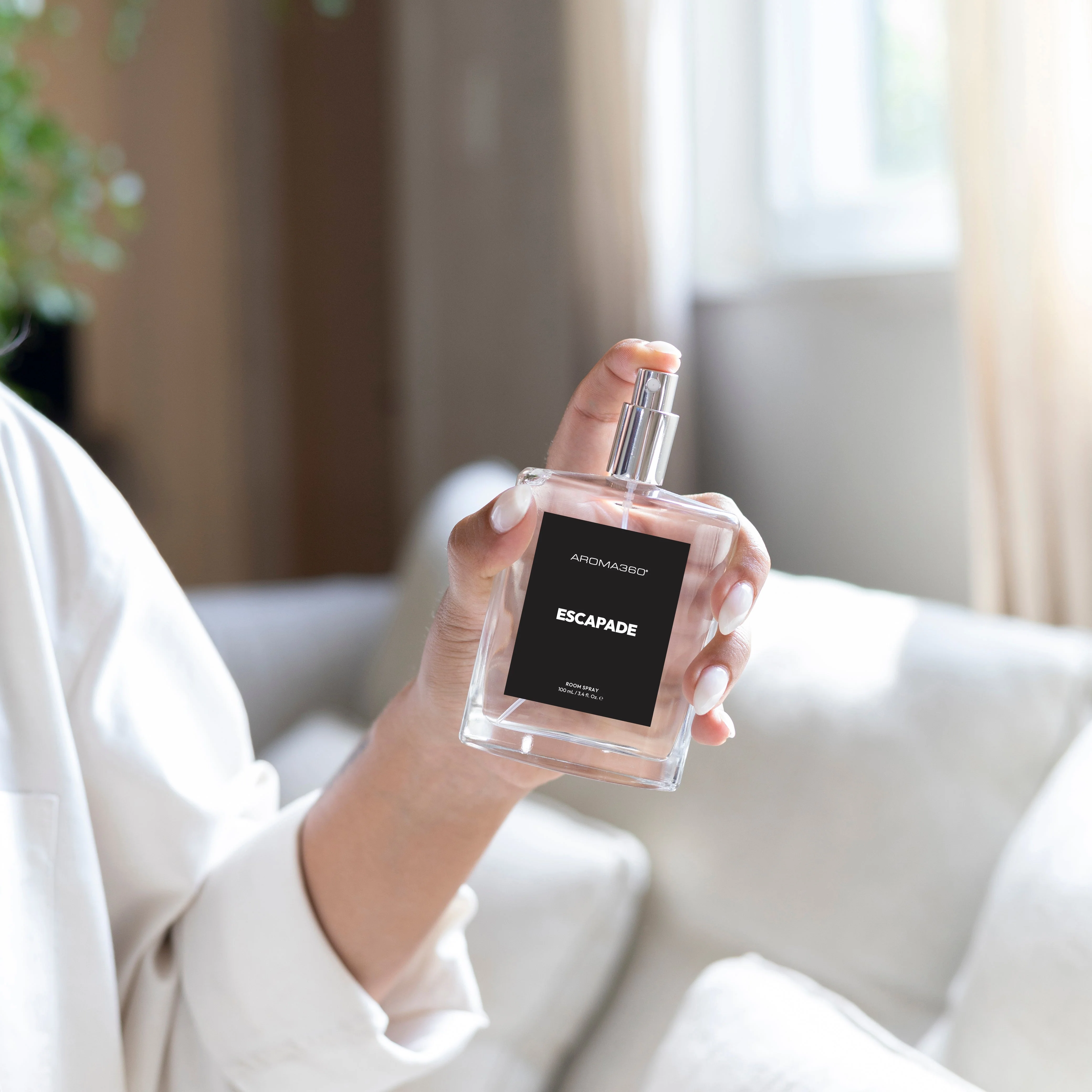 Escapade Room Spray - Image 2