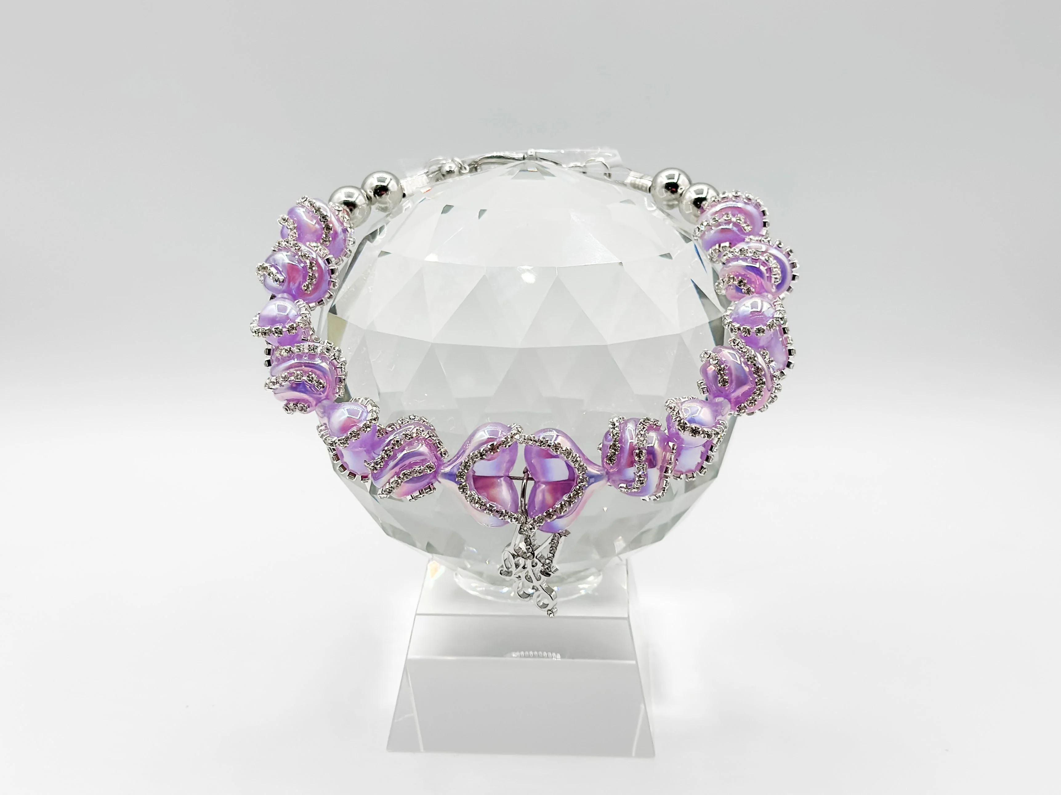 Formal Affair Necklace: Light Lavender