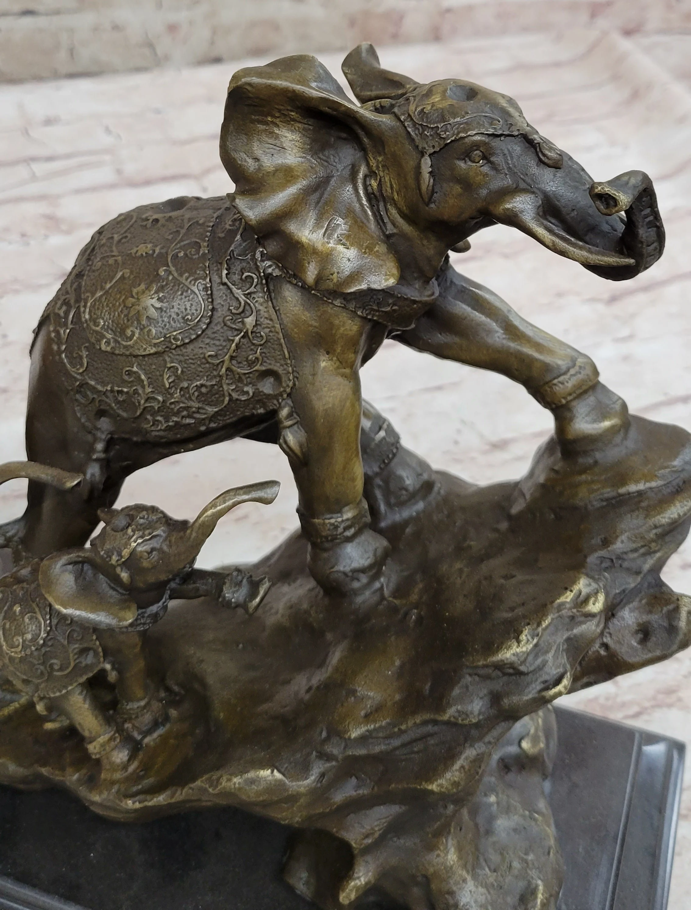 Hand Made Elephant Family Walking up The Hill Bronze Sculpture by Barye Figure - Image 8