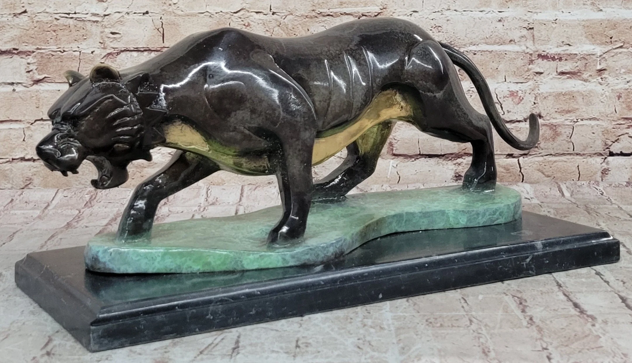 Hot Cast Bronze Sculpture of Cougar Mountain Lion Panther w/ Special Patina Finish - Image 3