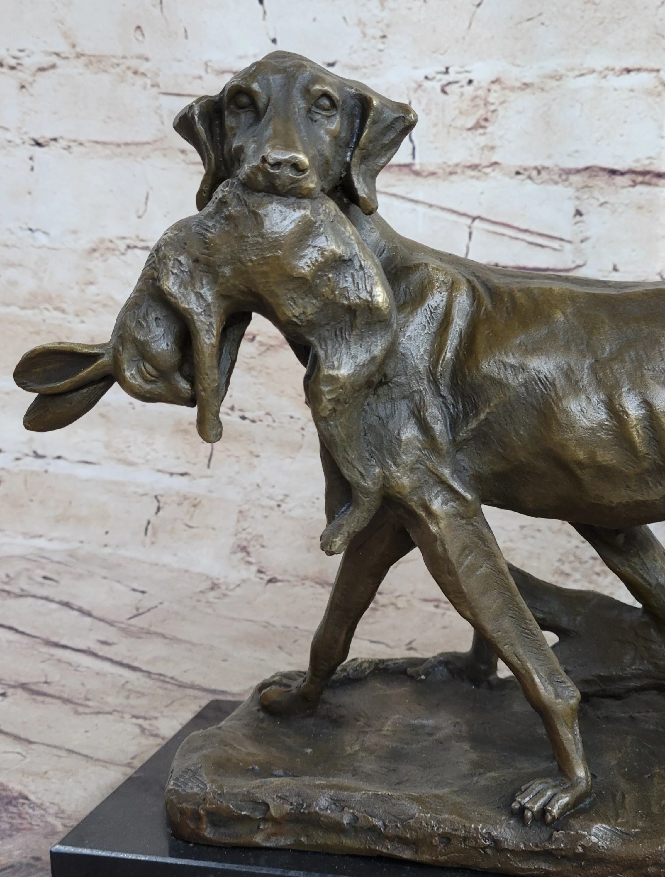 Hot Cast Bronze Sculpture of Hunting Dog Retriever with Rabbit in Mouth - Image 8