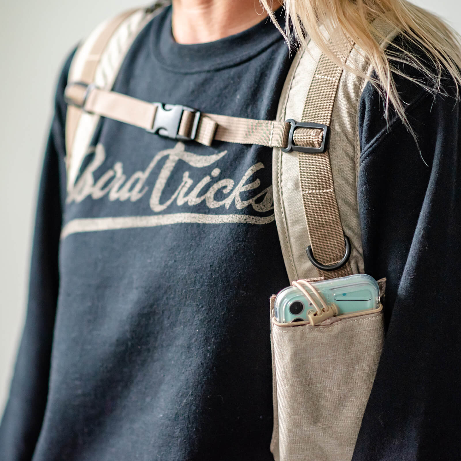 ibiyaya x BirdTricks TrackPack for Birds, Patented Small Bird Carrier Backpack with Perch - Image 10