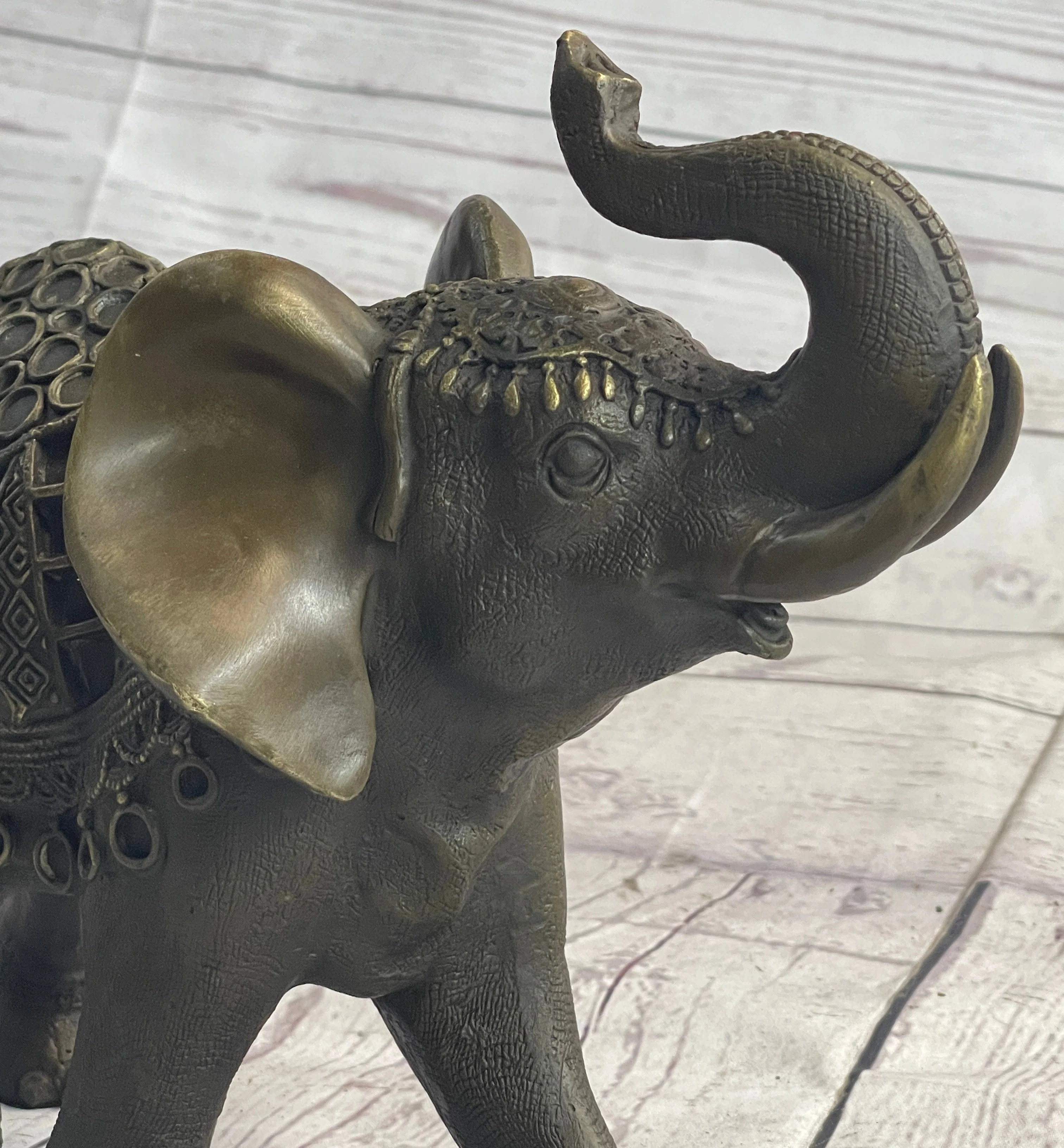 Indian Elephant Bronze Metal Figurine Sculpture Decor Signed Original 8.5" x 12" - Image 6