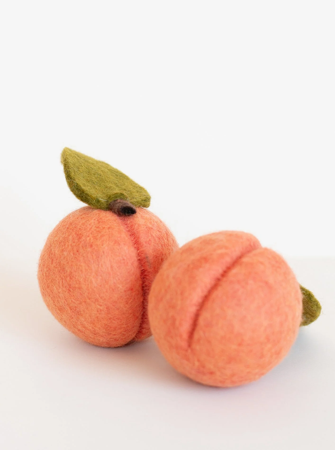 KITTY PEACHES - Image 3