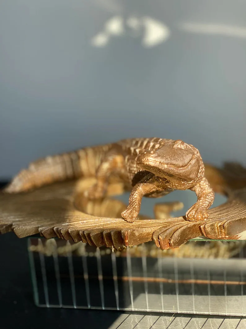 Large Golden Alligator Statue - Image 2