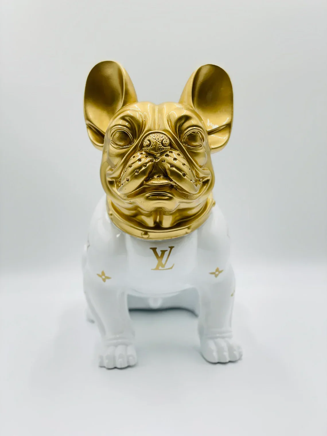 Lou the Bulldog Luxury Art Statue - Image 3