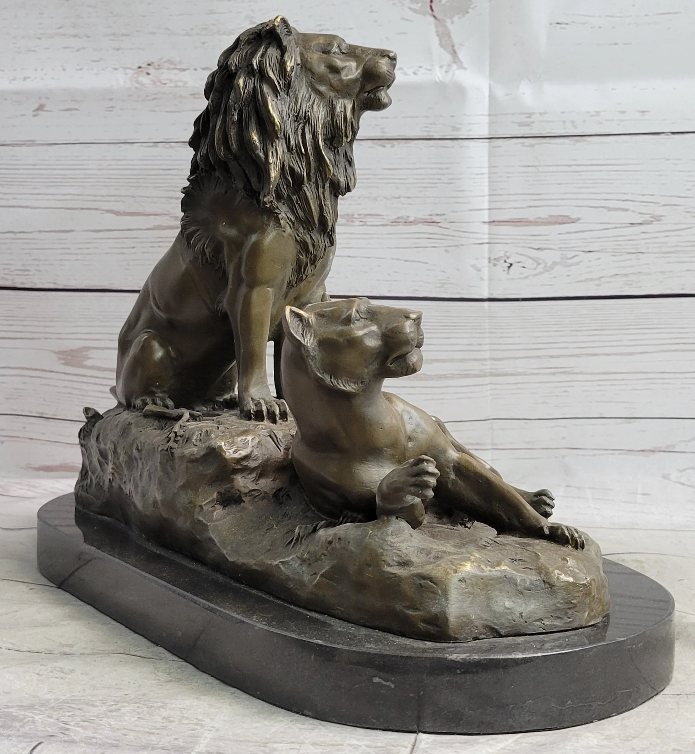 Male and Female Lions African Lion Safari Savannah Bronze Sculpture Statue Art Decor - Image 4