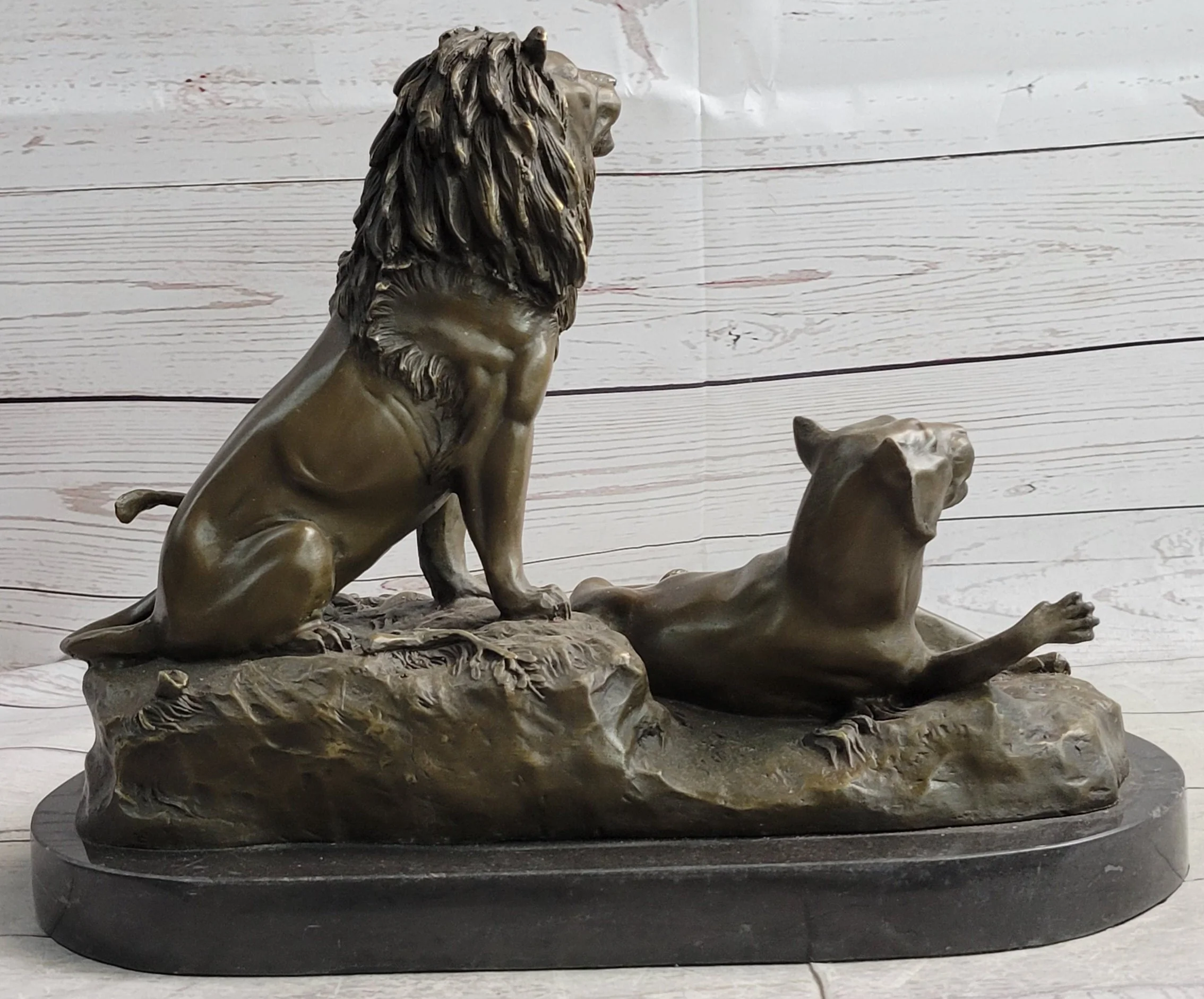 Male and Female Lions African Lion Safari Savannah Bronze Sculpture Statue Art Decor - Image 5