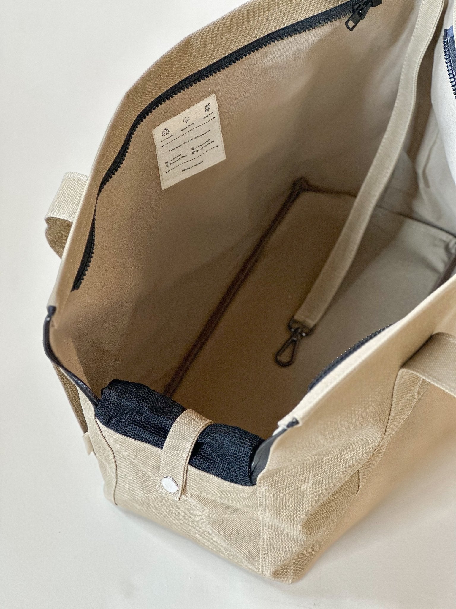 Marlowe Pet Carrier Bag - Image 13