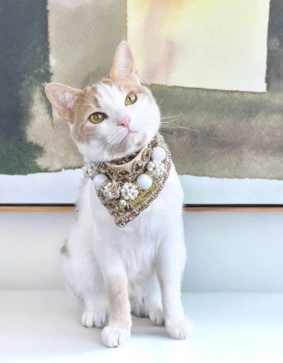 Necklace: Pearl Crystals (Royal Birthday Collection) - Image 3