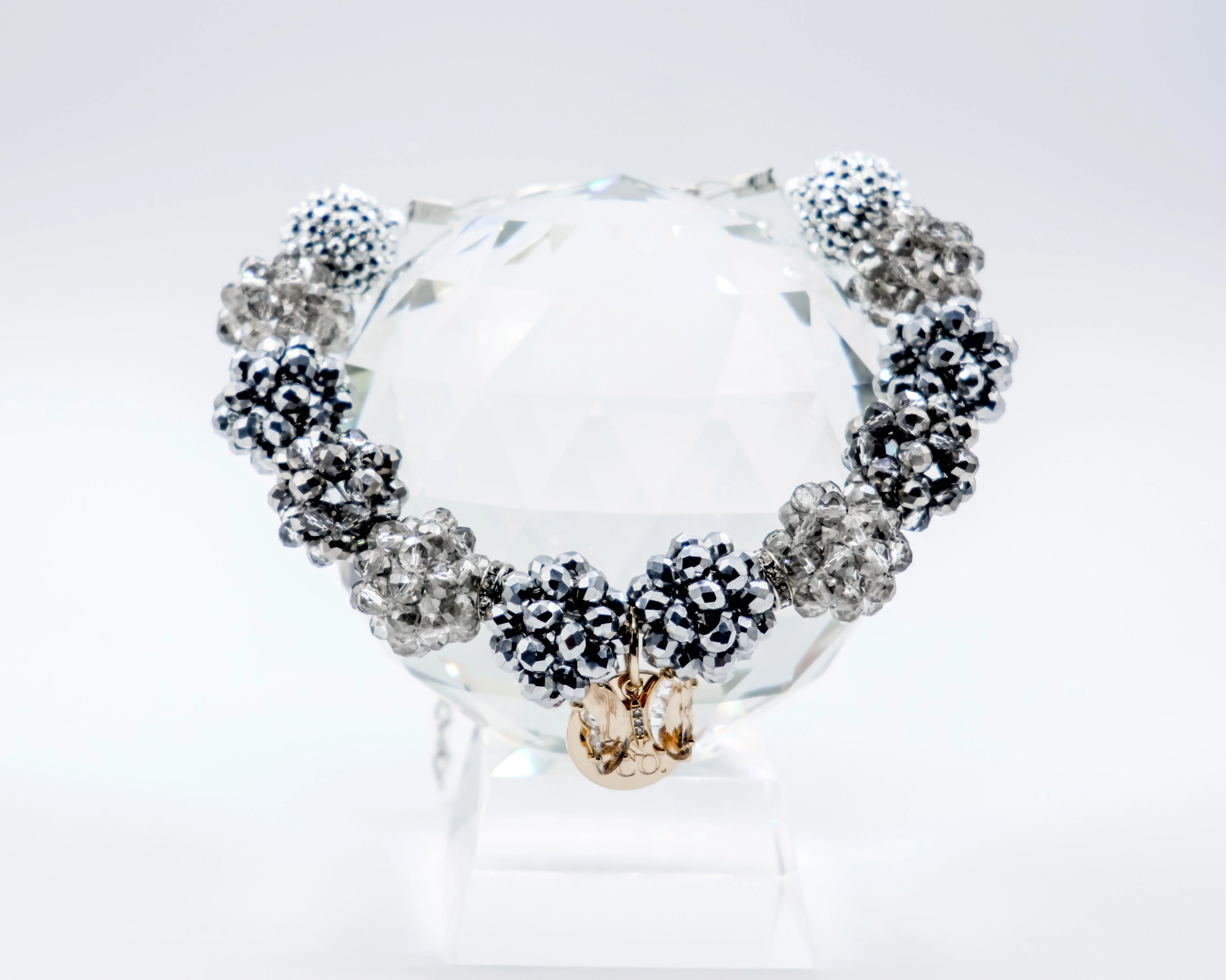 Necklace: Shades of Grey
