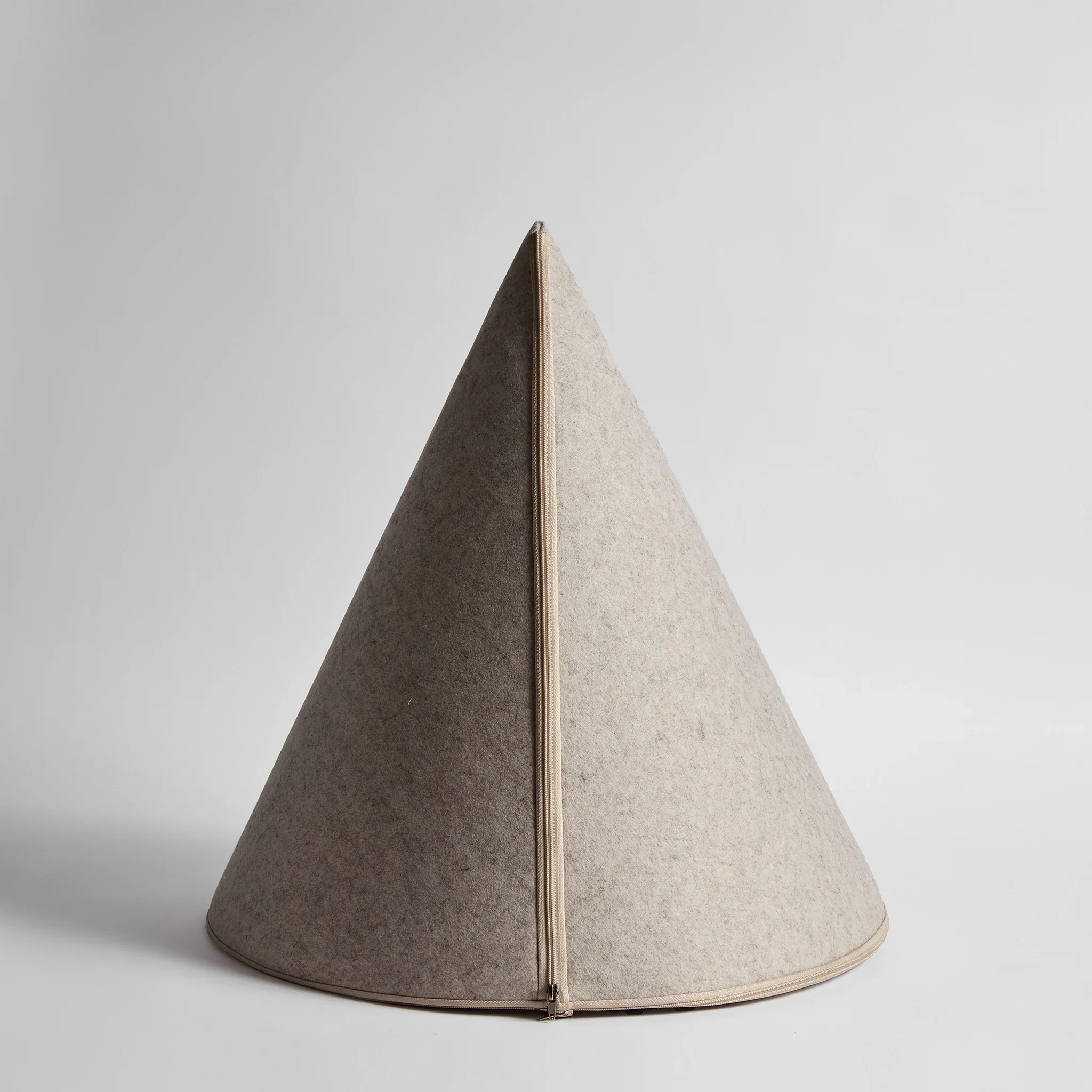 Nooee Pet Cave Buddy (L) – Cream - Image 4