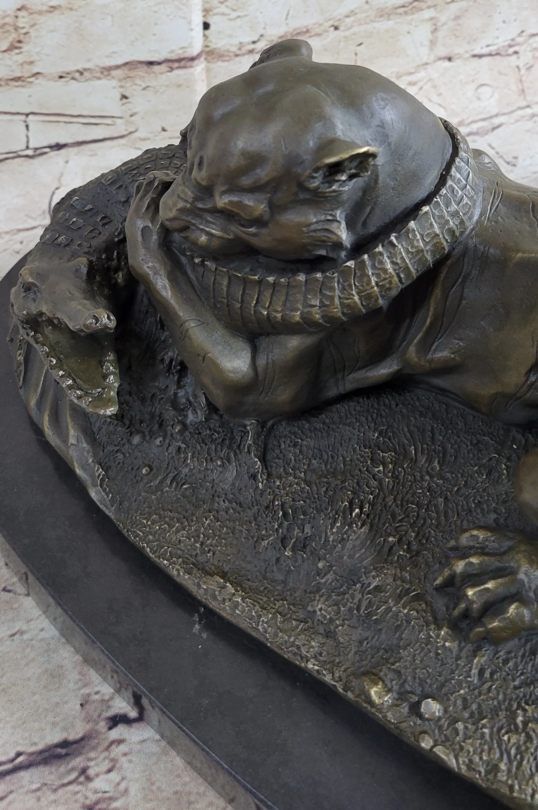 Panther Puma Mountain Lion vs. Alligator Cayman Crocodile Bronze Sculpture Statue - Image 9