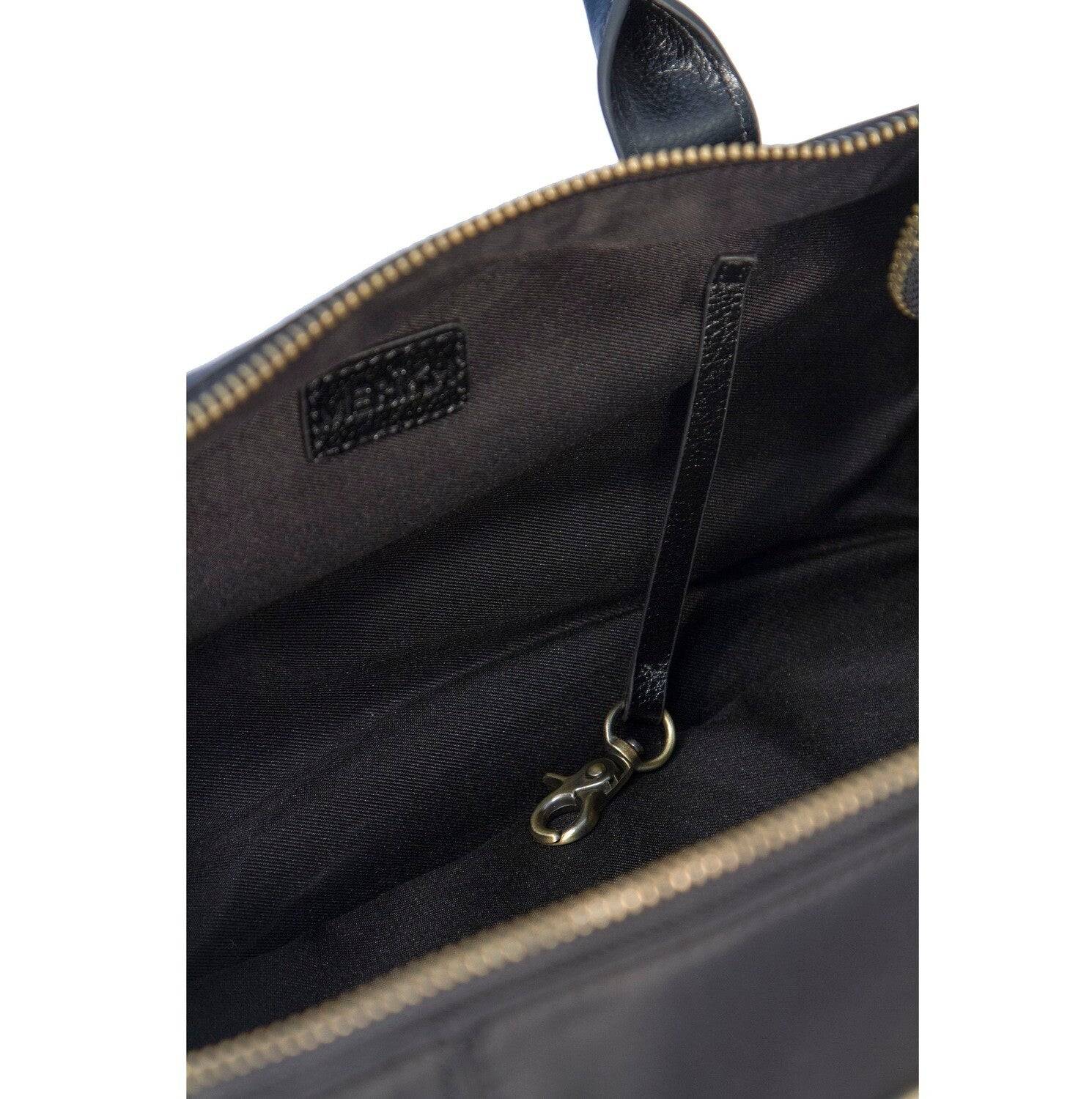 Pet Carrier Small - Black - Image 10