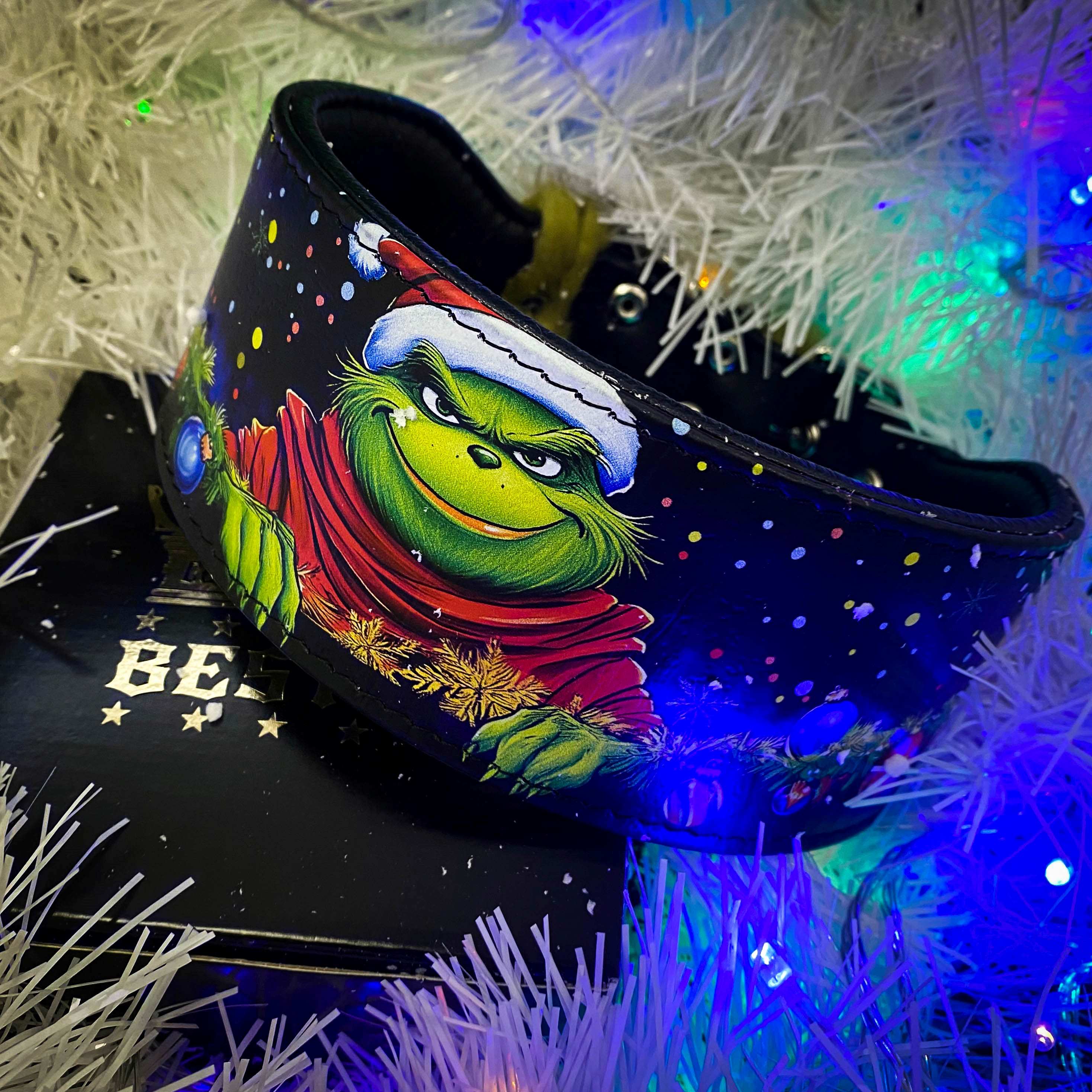 The Grinch Limited Collar - Image 3