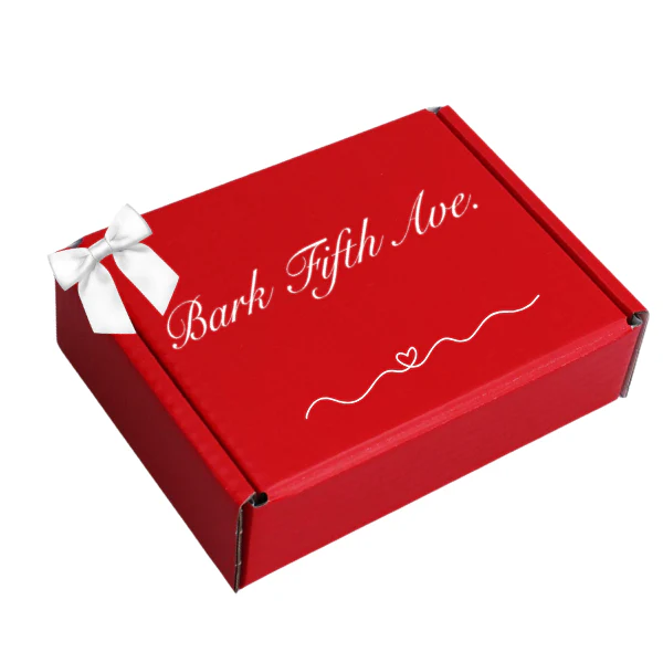 Bark 5th Ave., LLC Premium Love Box - red