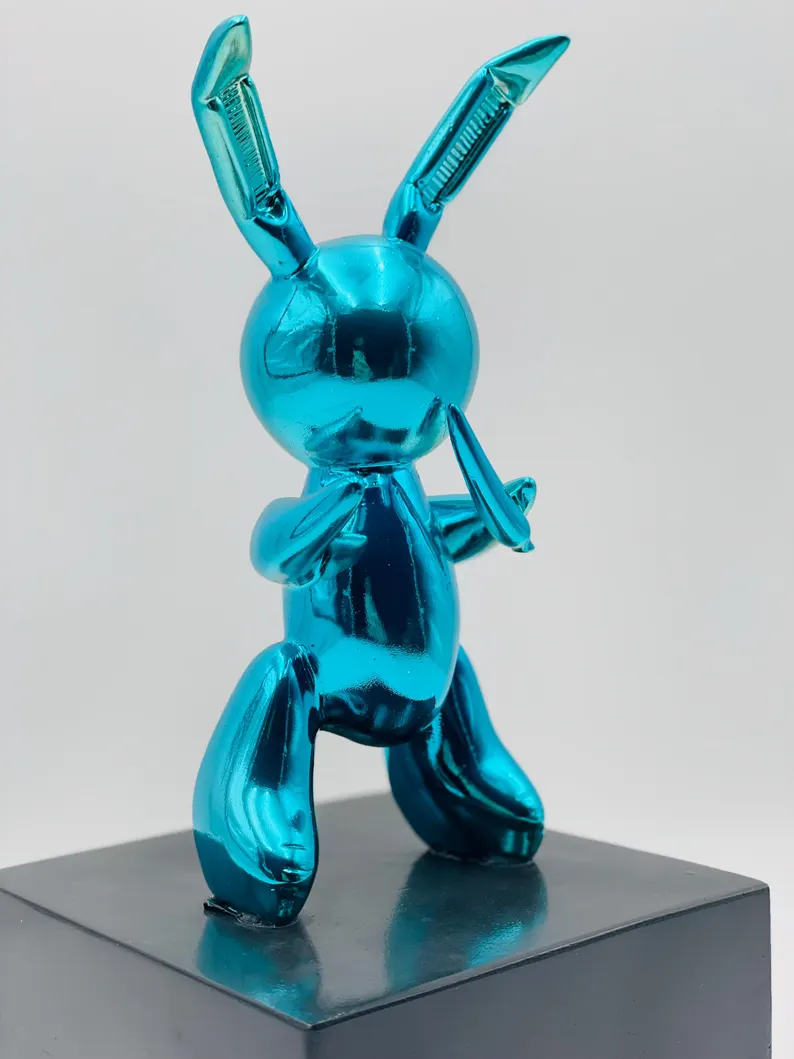 The Luxe Balloon Rabbit – Modern Pop Art Sculpture - Image 3