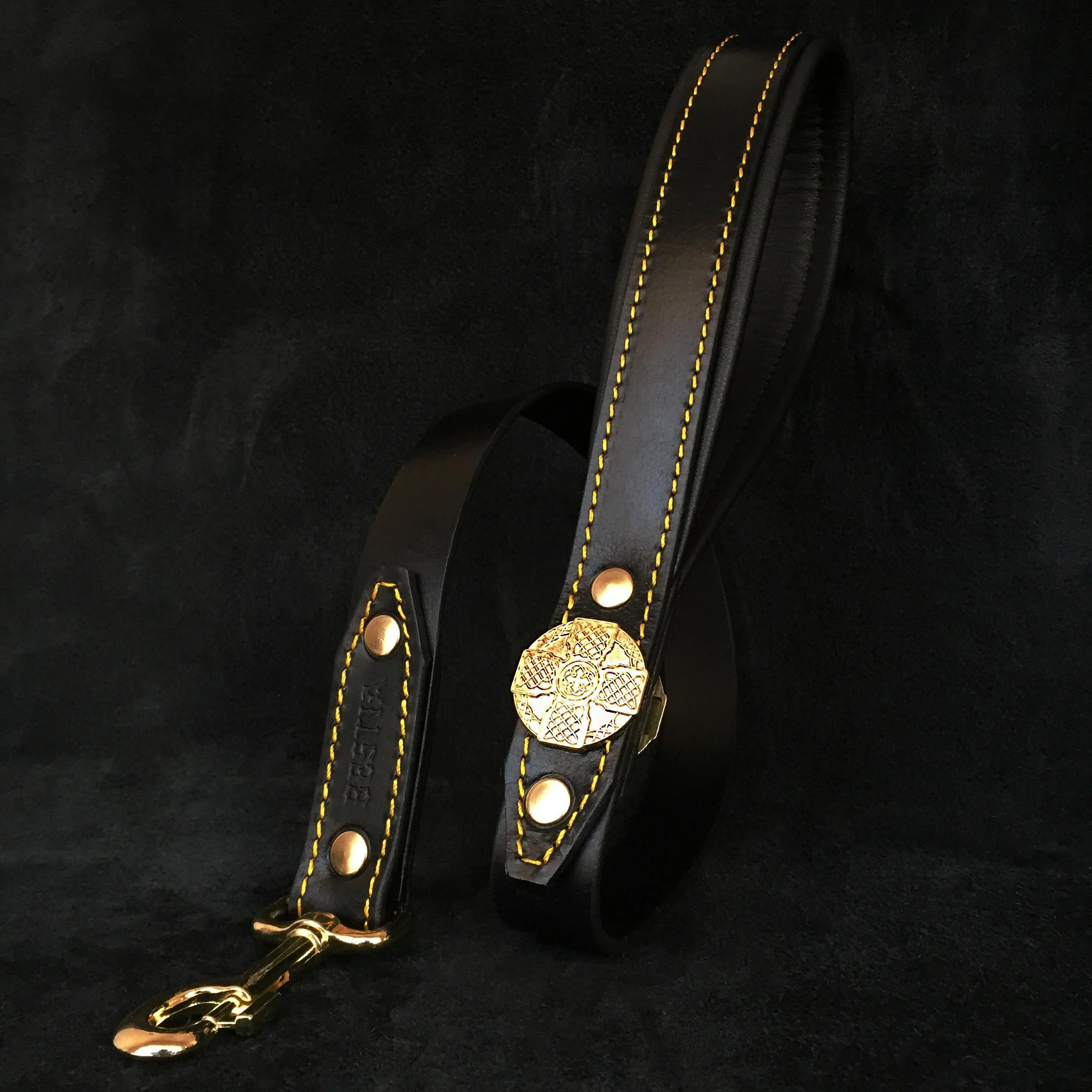 Bestia Dog Gear Genuine Leather Dog Collar - Black