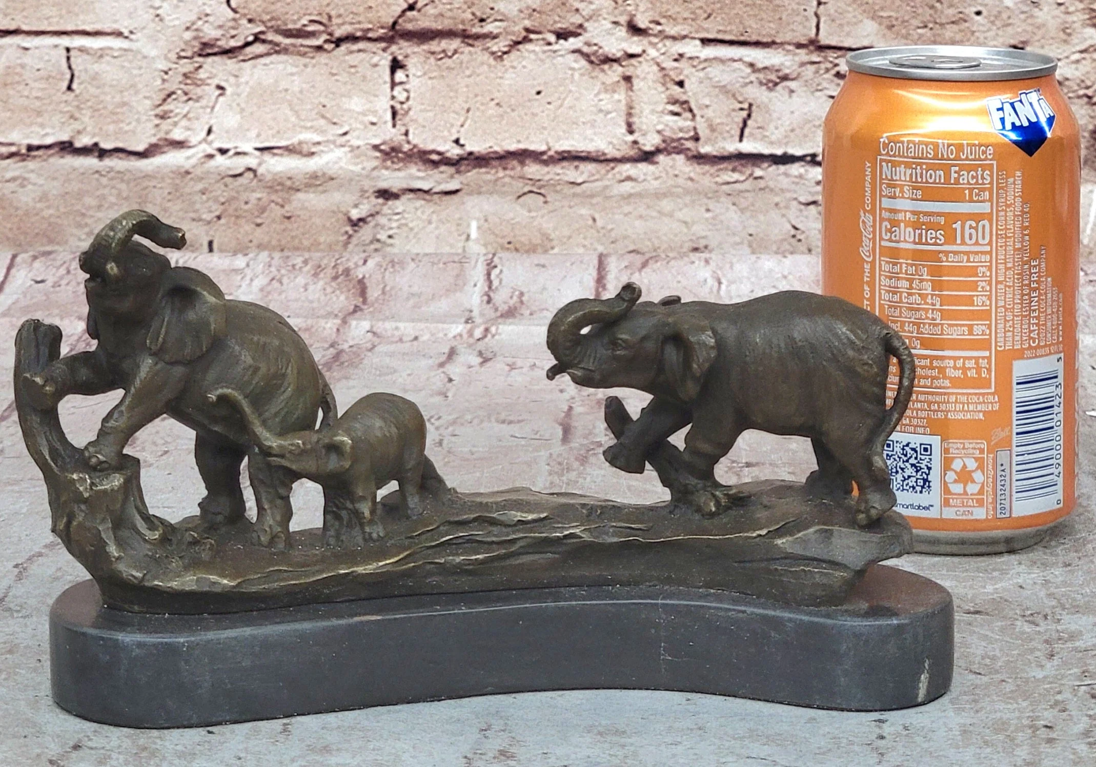 Three Elephants Family - Hot Cast Bronze Sculpture of African Wildlife on Marble Base - Image 2