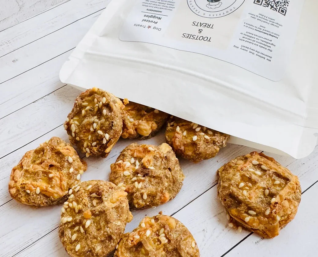 Tootsies & Treats Cheese Pretzel Treats (4oz) - Image 2