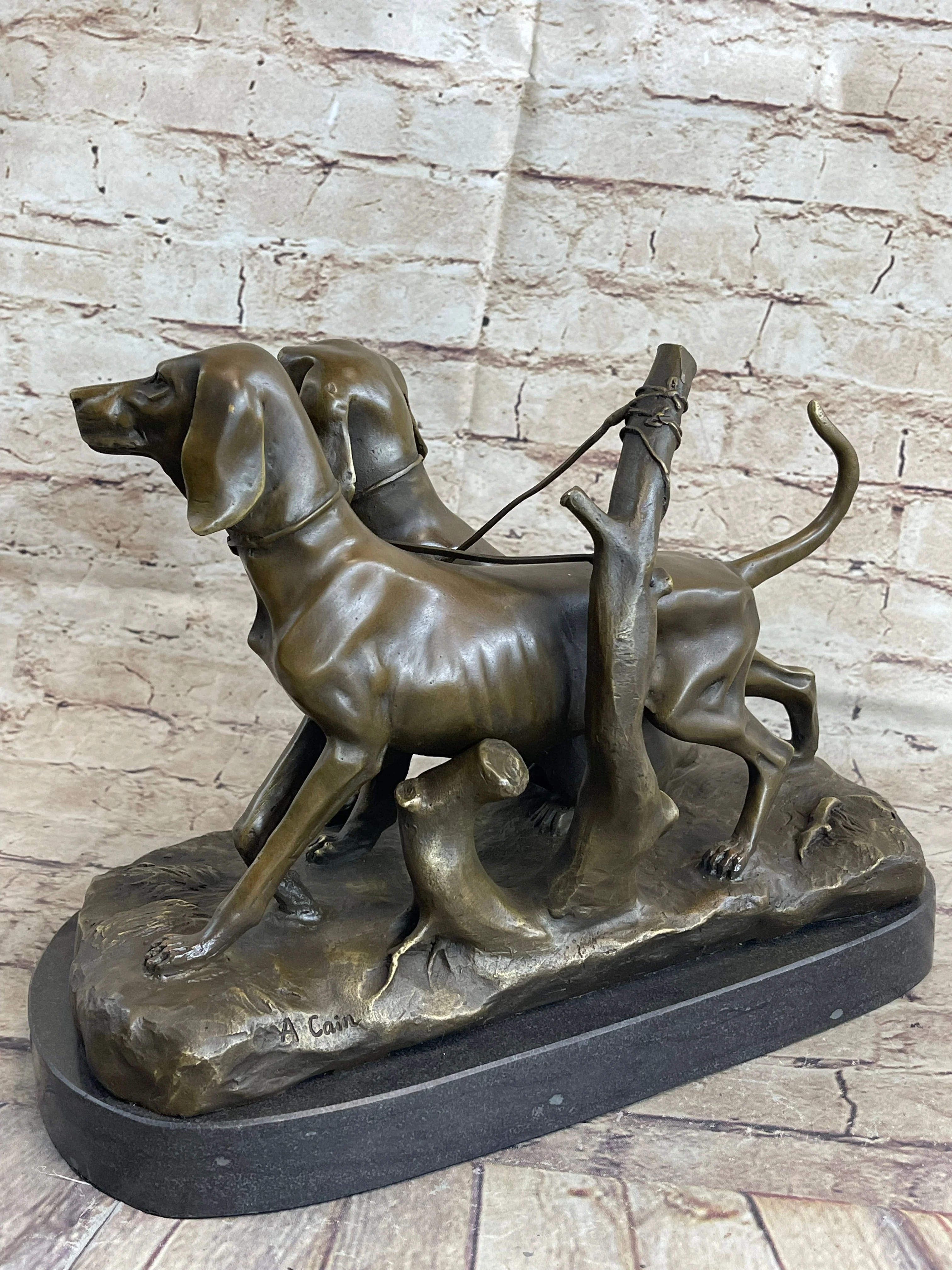 Two Large Vizsla Dog Dogs Animal House Pet by Debut Bronze Marble Sculpture Gift - Image 4